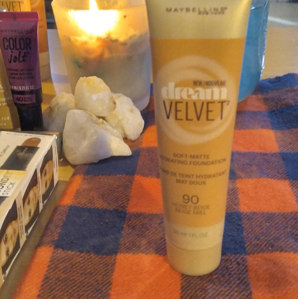 3 Maybelline dream velvet foundation 90 honeyBeige